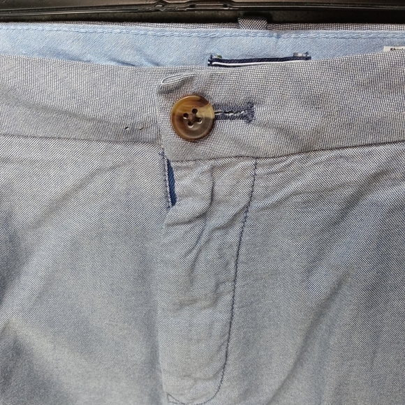 Izod men's khaki chino shorts sz 36"× 9". . 49pm - Picture 3 of 7